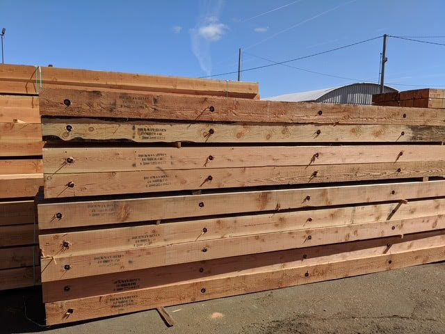 A heavy-duty oak crane mat on a job site
